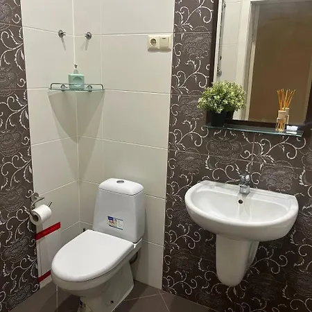 центр львова 2 кімнати вулиця піша 1